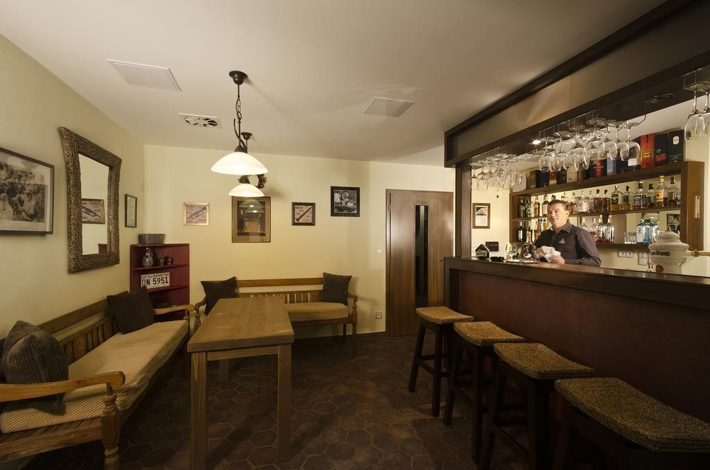 Hotel Annin Екстер'єр фото